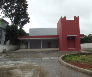 কমলগঞ্জ উপজেলায় ৫০০ আসন বিশিষ্ট অডিটরিয়াম নির্মাণ প্রকল্পটি ২০১২-১৩ অর্থ বৎসরে শুরু হয়। অডিটরিয়াম নির্মাণের জন্য প্রয়োজনীয় জমি না থাকায় উপজেলা পরিষদের জমিতে অডিটরিয়াম নির্মাণ করা  হচ্ছে। প্রাক্কলিত ব্যয় - ৩,৬৯,৪২,৪৬৬.০০ টাকা। ২০১৩-১৪ অর্থ বৎসর পর্যন্ত ৩২০.০০ লক্ষ টাকা বরাদ্দ পাওয়া গিয়েছে। বতর্মানে কাজ চলমান।   বৃহৎ প্রকল্প বিবরণী ও ছবি  