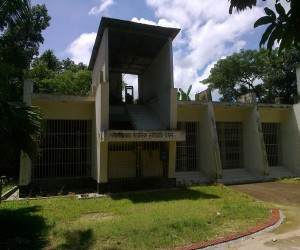 মৌলভীবাজার পাবলিক লাইব্রেরী 
